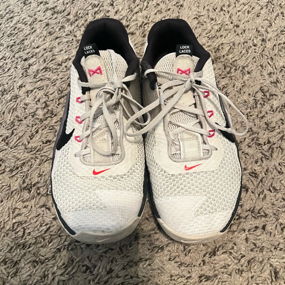 Nike metcons